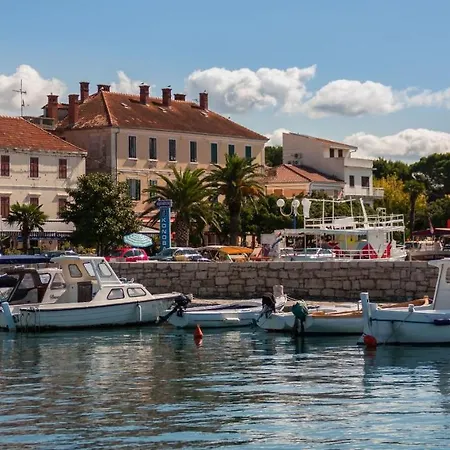 Daire Lucija Biograd Na Moru