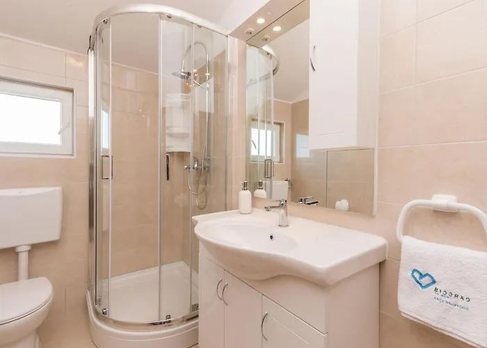 Lucija דירה ביוגראד נה מורו