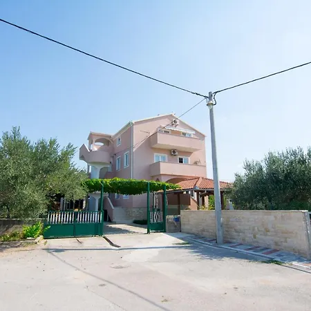 Lucija Apartment Biograd Na Moru